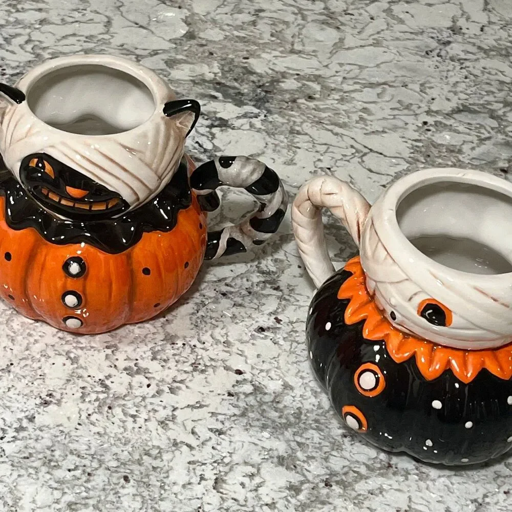 Johanna Parker Halloween Ceramic Cat Mummy Mugs Bundle (2)